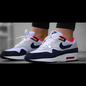 Nike Air Max Midnight Navy Pink - Lightly Worn